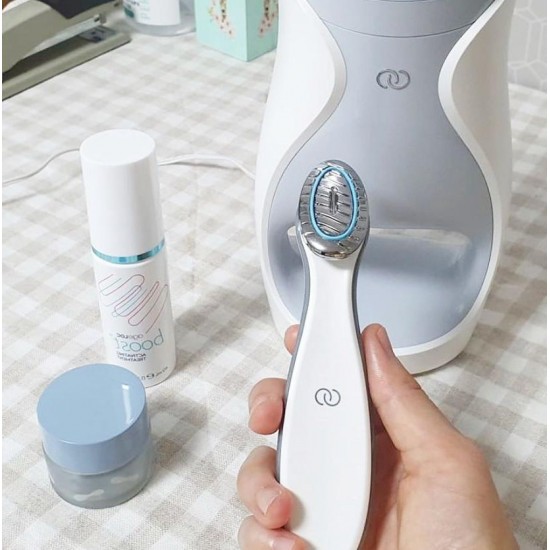 AgeLOC Boost home cosmetic device